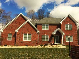 643 Whittier Dr, Seymour, IN 47274