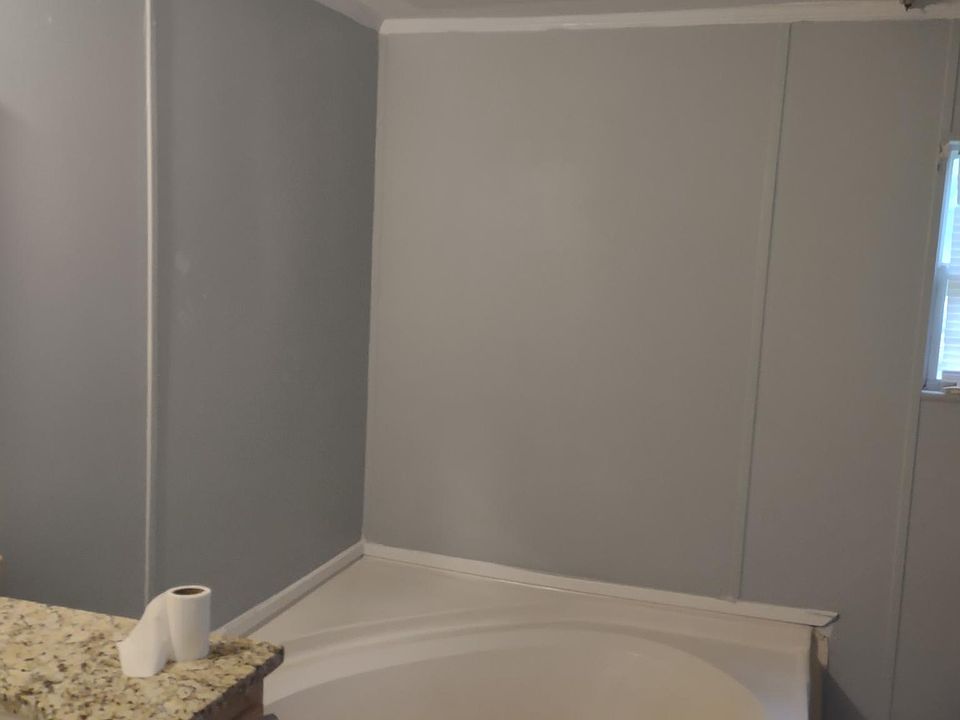 1st image of 429 Broomford Hill Ln