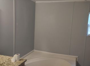 429 Broomford Hill Ln, Saint Stephen, SC 29479