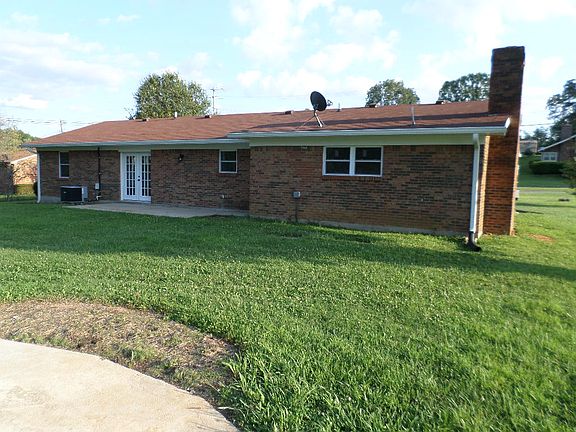 2nd image of 525 E Lincoln Trail Blvd