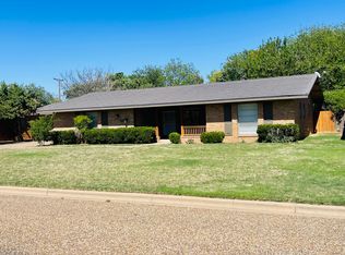 1106 Itasca St, Plainview, TX 79072