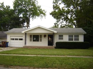 504 E Gilmore St, Angola, IN
