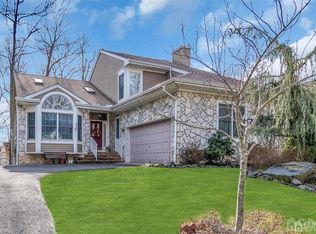 40 Lavender Dr S, Princeton, NJ 08540