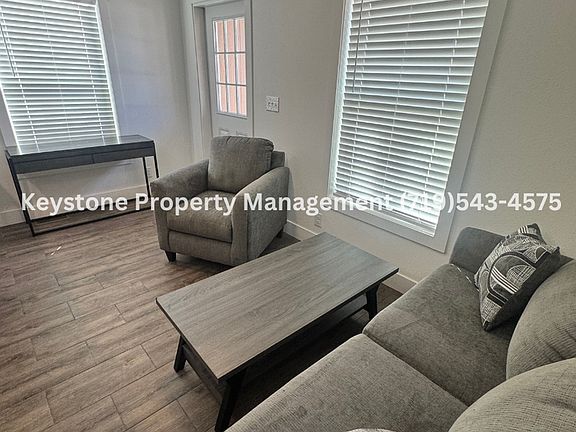 4th image of 632 & 634 Edna Ln #632