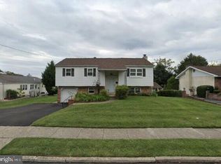 454 Penn Rd, Plymouth Meeting, PA 19462