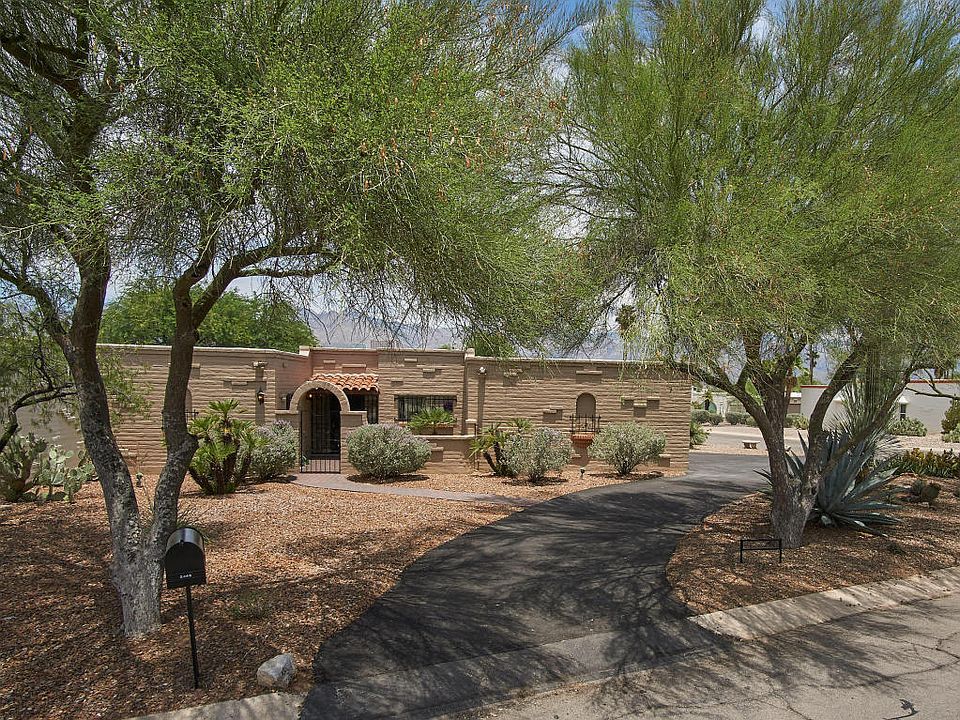 1st image of 2445 N Avenida San Valle