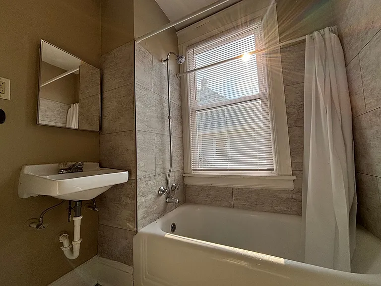 1863 Marshall Ave — Photo 19