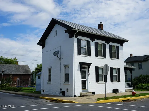 536 Market St, Mifflinburg, PA 17844