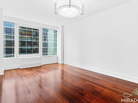4th image of 2 Water St #7B