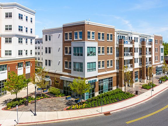 5th image of 119 Rowan Blvd APT 206