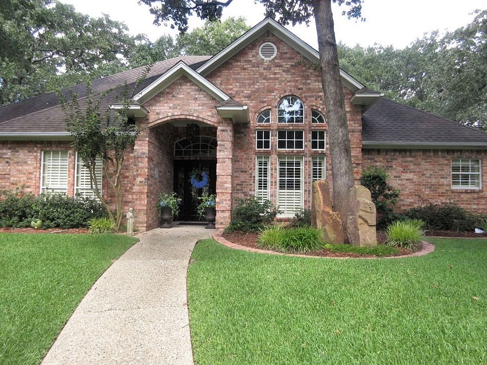 1st image of 3310 Big Oak Dr