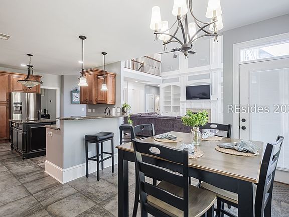 4th image of 41 Belfield Dr