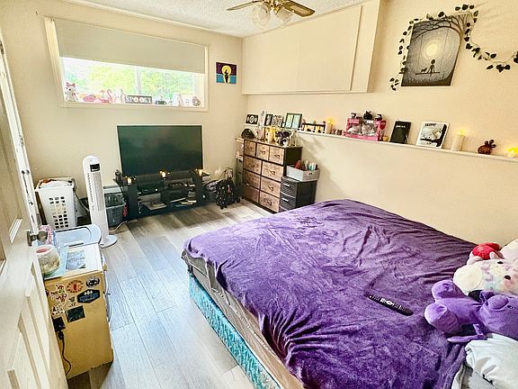 5th image of 770 Riverside Dr #4