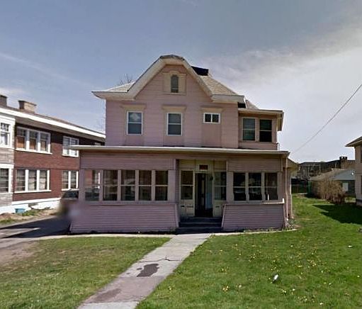 2nd image of 524 Chenango St