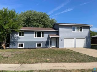 5004 W Windsor Way, Sioux Falls, SD 57106