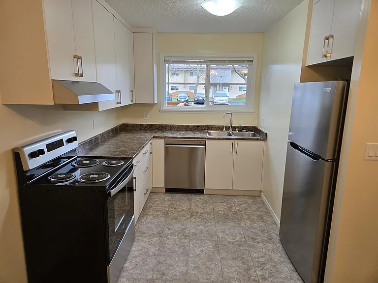1780 Forest Rd — Photo 11