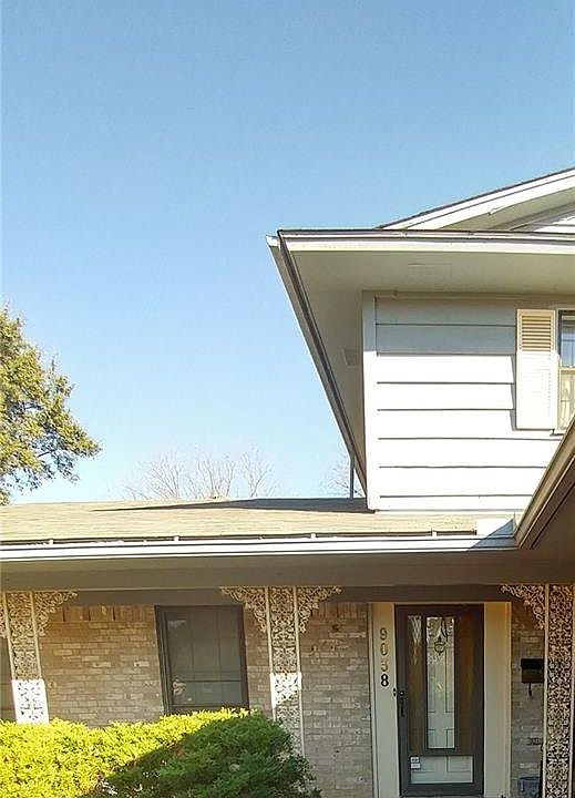 1st image of 9038 Royal Crown Dr