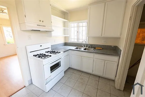 720 King Ave — Photo 1
