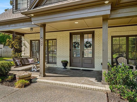 3rd image of 5593 Magnolia Bend Cv
