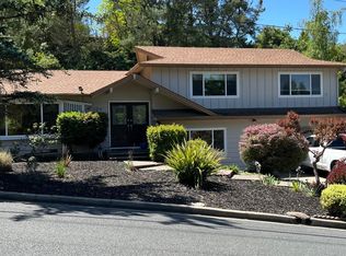 109 Shuey Dr, Moraga, CA 94556