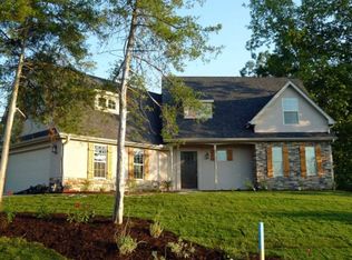 3804 Trefoil Dr, Columbia, MO 65203