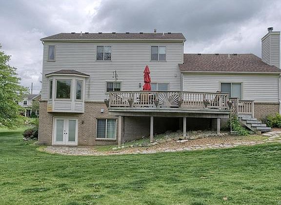 5th image of 611 River Oaks Dr