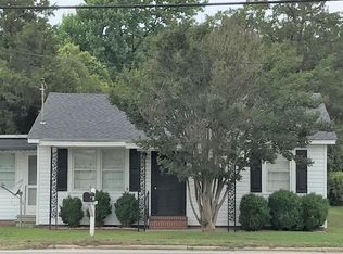 1703 Wayne Memorial Dr, Goldsboro, NC 27534