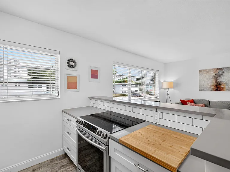 624 Orton Ave #3 — Photo 18
