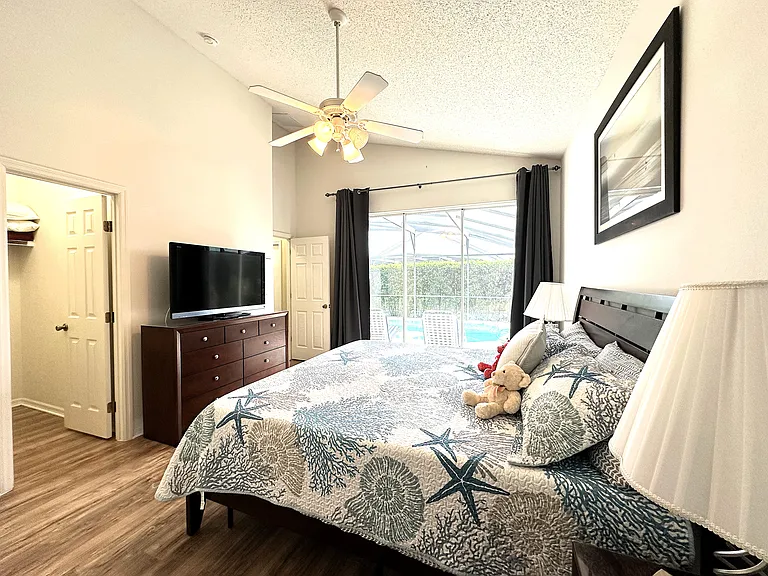 16724 Rolling Green Dr — Photo 20