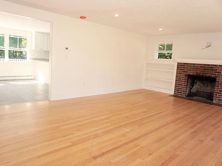 26 Edgewood Rd — Photo 8