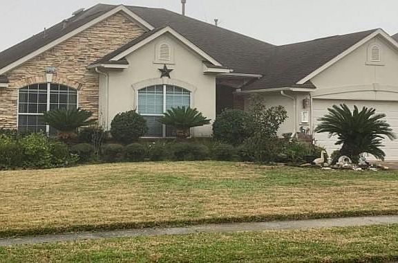 4th image of 10410 Middlerose Ln