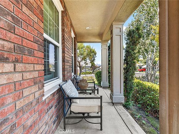 3rd image of 30647 Lily Pond Ln
