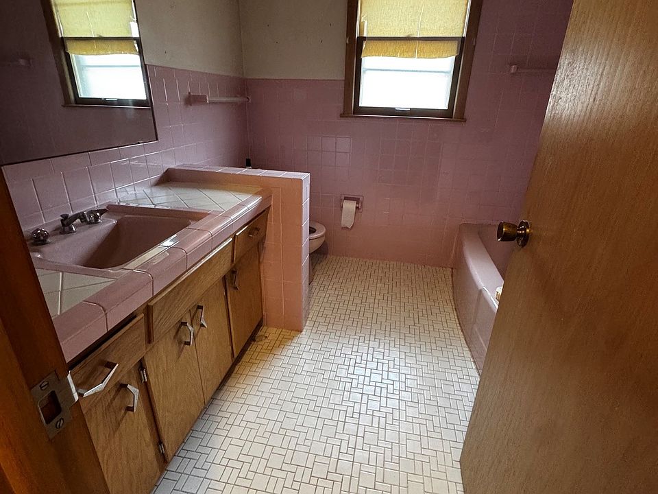 1st image of 8505 W North Ave #4