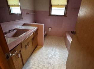 8505 W North Ave #4, Milwaukee, WI 53226