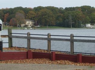 203 Barber St, Spring Lake, MI 49456