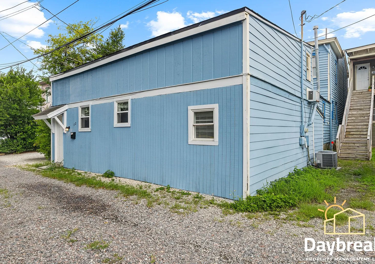112 E Anderson — Photo 2
