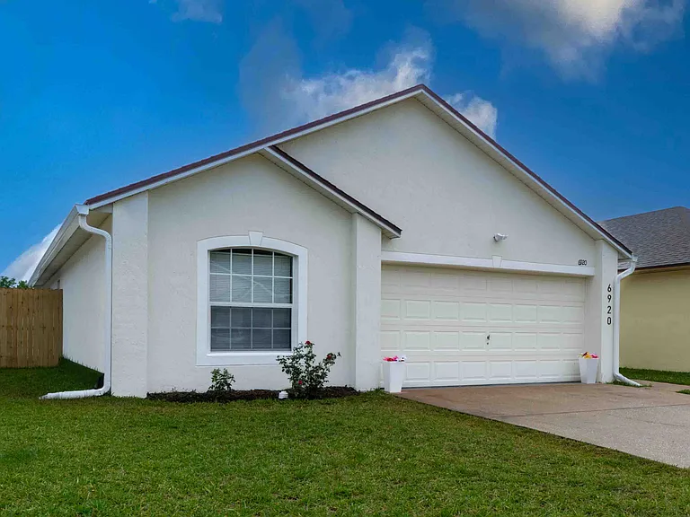6920 Playpark Trl — Photo 44