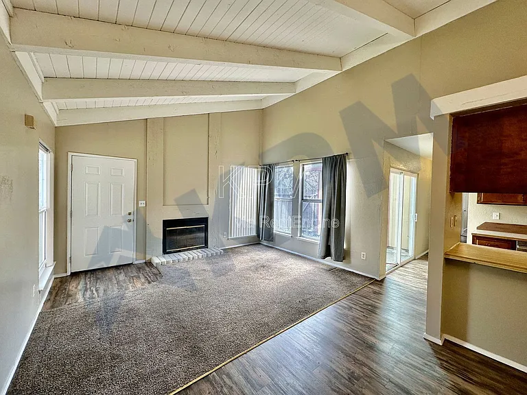 7203 Kelley Dr — Photo 4