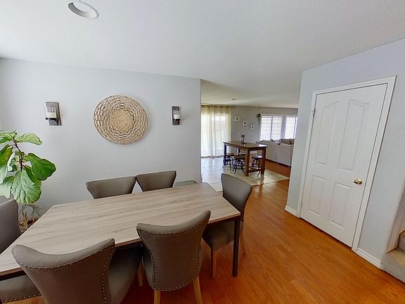 4th image of 45657 Caledonia Ct
