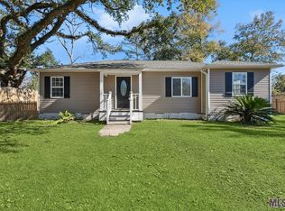 450 S 2nd St, Ponchatoula, LA 70454