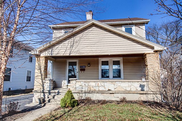 1st image of 1019 E Maple Ave