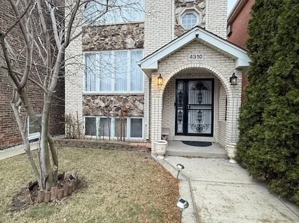 4310 S Whipple St, Chicago, IL 60632