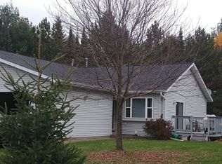 15 Pine Ridge Ln #B, Tomahawk, WI 54487