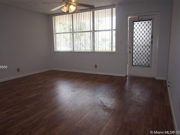 4th image of 9141 Sunrise Lakes Blvd APT 111