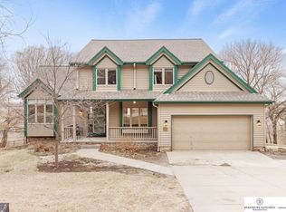 1720 N 216th St, Elkhorn, NE 68022