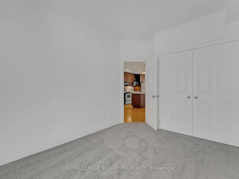 1019A College St — Photo 22