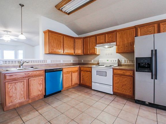 5th image of 519 N Kline Ave
