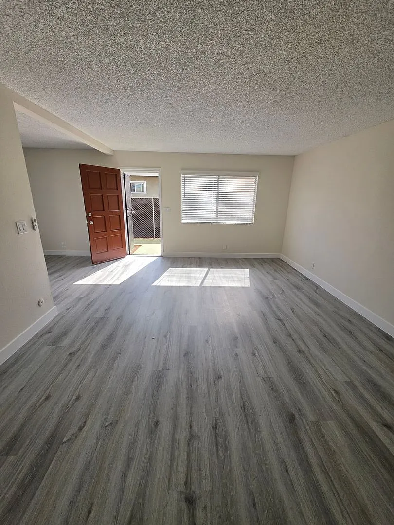 146th 1626 Apartments (DMM1086) — Photo 1