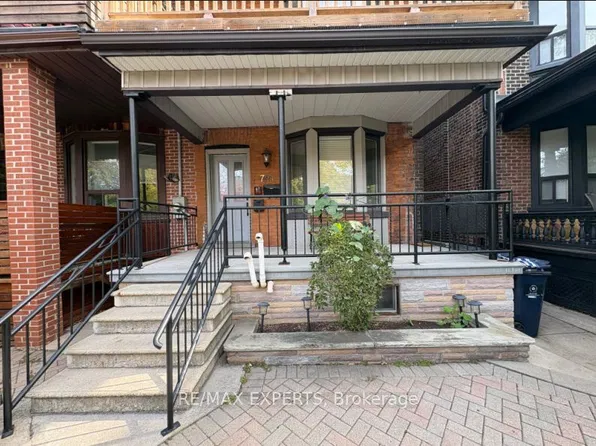 721 Carlaw Ave, Toronto, ON M4K 3K8