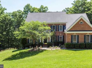 5080 Wolf Run Shoals Rd, Woodbridge, VA 22192